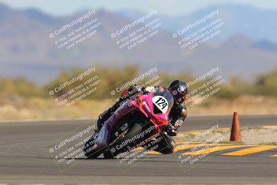 media/Oct-09-2022-SoCal Trackdays (Sun) [[95640aeeb6]]/Turn 15 (150pm)/